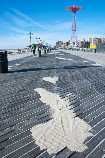 Coney Island boardwalk and beach New York City — Stock Photo, Image