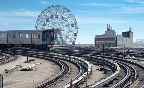 Stacja metra Stillwell avenue w coney island, Nowy Jork — Zdjęcie stockowe