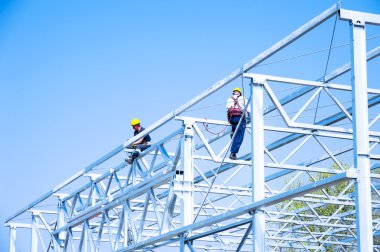 demir İnşaat montaj, takım çalışması