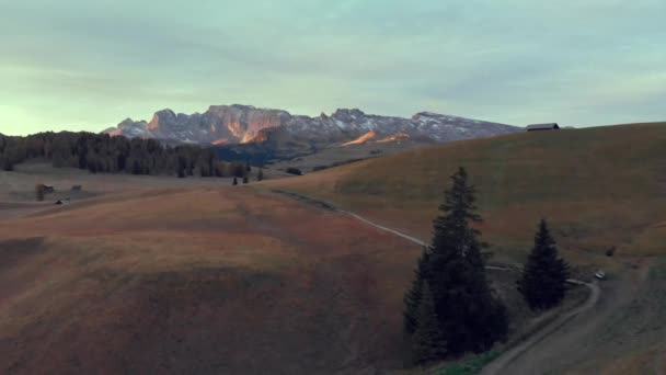 Aerial Flight Alpe Siusi Italian Dolomites Beautiful Summer Sunrise — Stock video