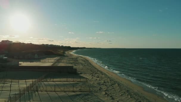 Luftaufnahmen Von Wellen Jetties Beach Nantucket Island — Stockvideo