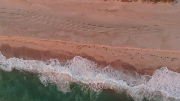 Flygfoto Vågor Stranden Miacomet Nantucket — Stockvideo