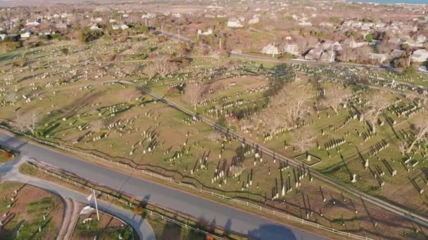 Flygfoto Över Nantucket Island Grannskapet Vid Prospect Hill Kyrkogård — Stockvideo
