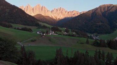 Santa Maddalena St. Magdalena Kilisesi Val Di Funes Puez Odle, Dolomitler İtalya