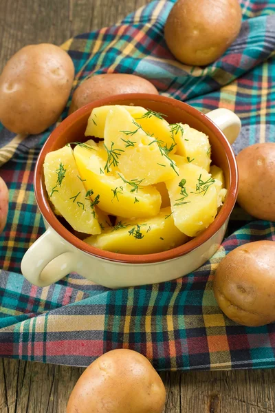 딜과 버터와 삶은 감자 — 스톡 사진