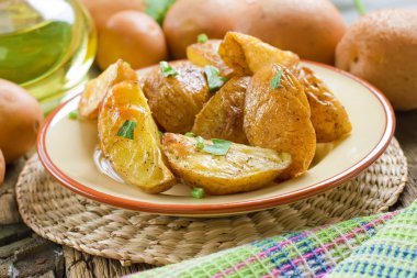 fırında patates maydanoz