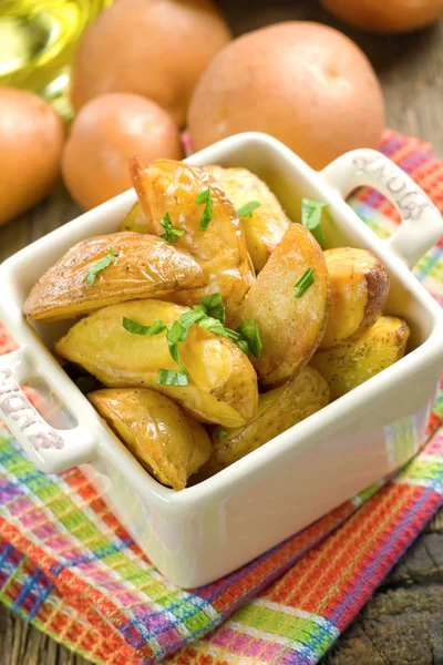 Pommes de terre au four au persil — Photo