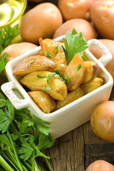 Baked potatoes with parsley — Stock Photo, Image