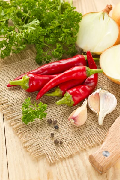 Spaanse peper, ui en knoflook — Stockfoto