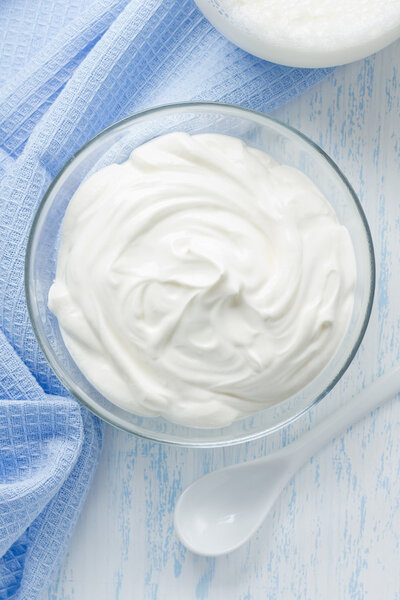 Кислый крем