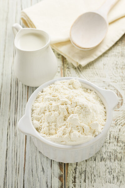 Мука, молоко
