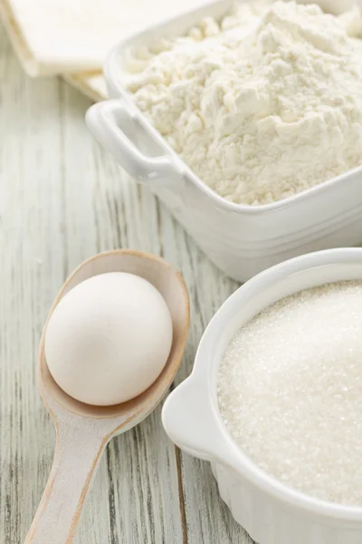 Flour, eggs, sugar — Stock Photo, Image