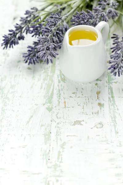 Lavender oil — Stock Photo, Image