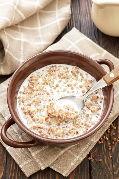 Buckwheat with milk — Stock Photo, Image