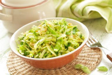 lahana salatası