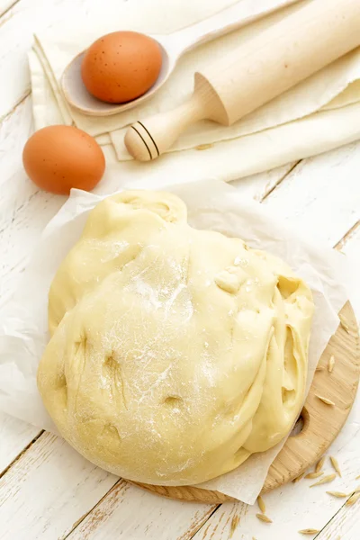 Dough on a board — Stock Photo, Image