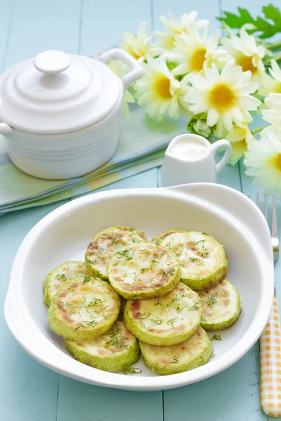 Gebratene Zucchini — Stockfoto