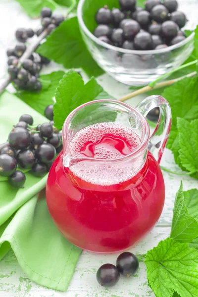 Schwarzer Johannisbeersaft — Stockfoto