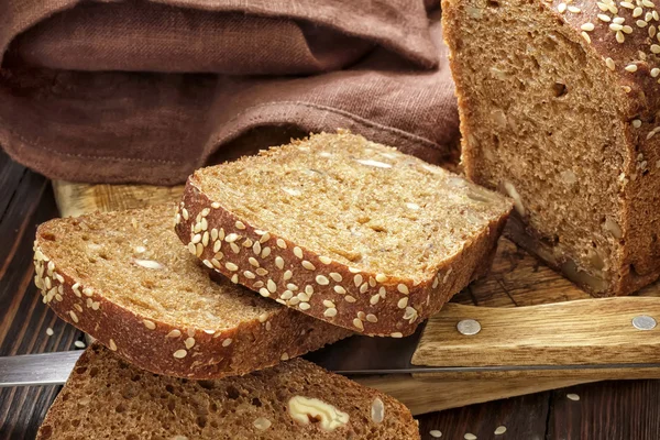 Brown bread — Stock Photo, Image