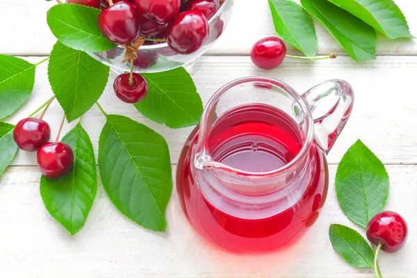 Cherry juice — Stock Photo, Image