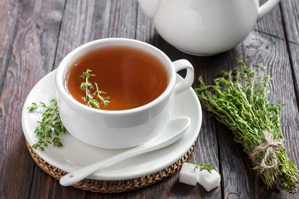 Thyme tea — Stock Photo, Image