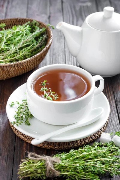 Chá de tomilho — Fotografia de Stock