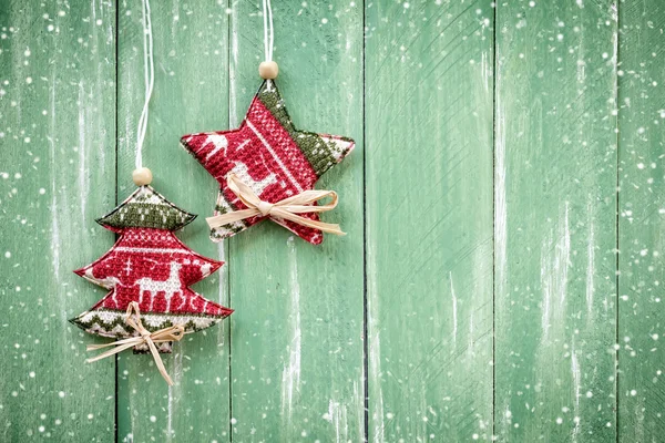 ハンギングのクリスマスの装飾 — ストック写真