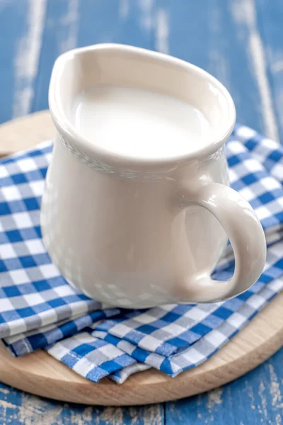 Verse melk — Stockfoto