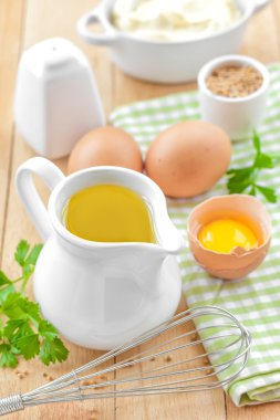 mayonez için malzemeler