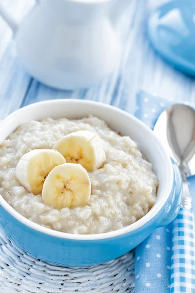 Havermout met banaan — Stockfoto