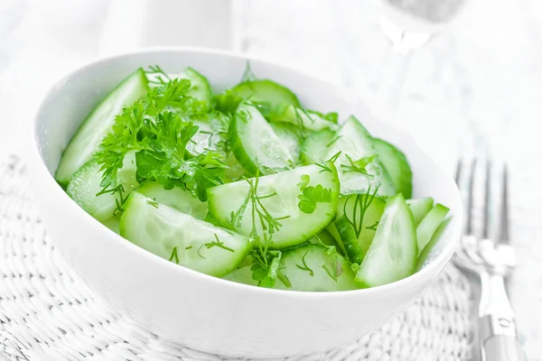 Komkommer salade — Stockfoto