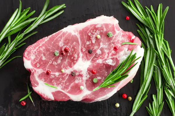 Raw steaks — Stock Photo, Image