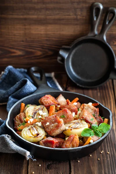 Meat with vegetables — Stock Image Meat with vegetables Stock Image