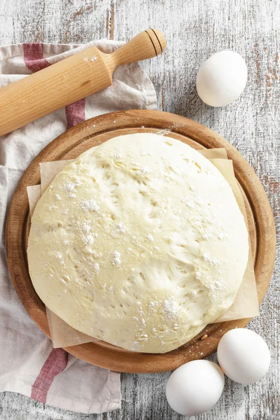 Kneading dough — Stock Photo, Image