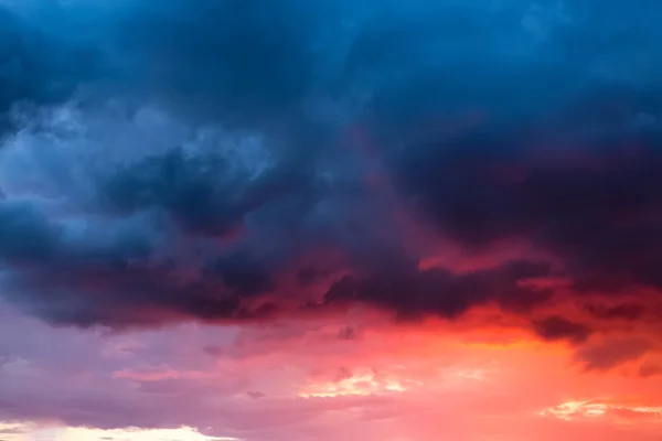 Céu tempestuoso — Fotografia de Stock