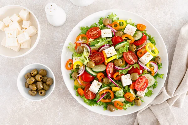 Greek Salad Feta Cheese Tomatoes Cucumbers Pepper Red Onion Green — стоковое фото