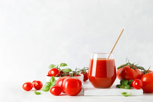 Tomato Juice Glass Fresh Tomatoes — 图库照片