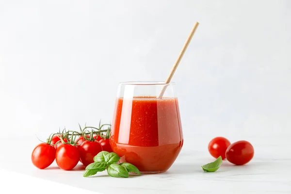 Tomato Juice Glass Fresh Tomatoes — 图库照片