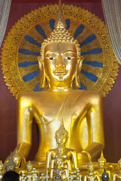 Golden Buddha — Stock Photo, Image