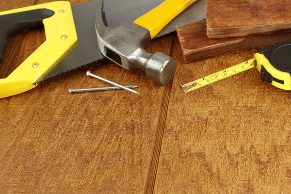 Werk tools op hout — Stockfoto