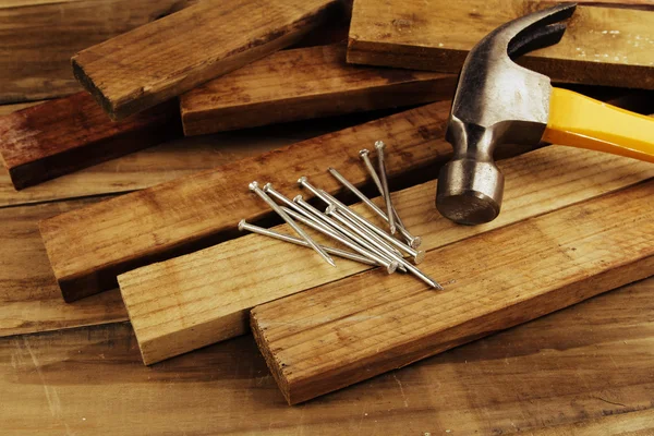 Hammer and nails — Stock Photo, Image