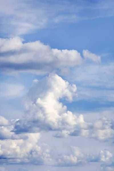 Nuvens — Fotografia de Stock