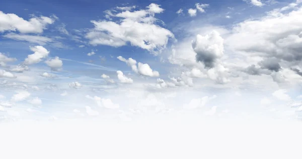 Большое голубое небо — стоковое фото