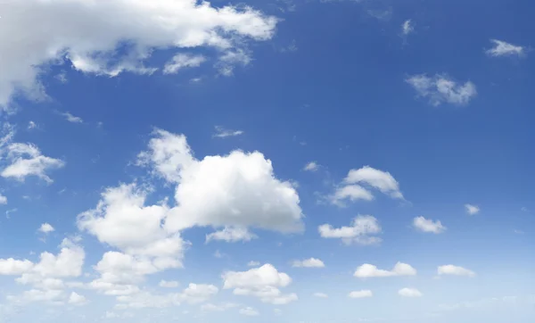 Nuvens — Fotografia de Stock