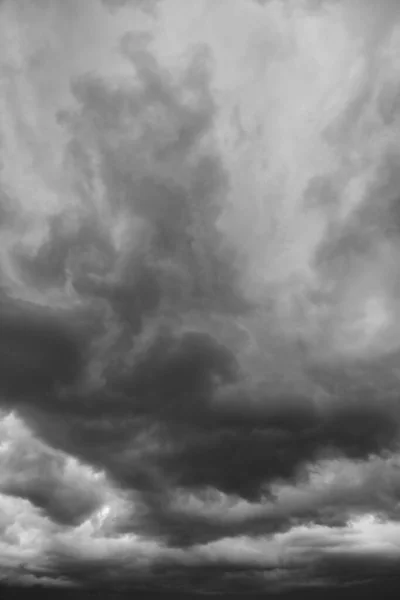 Nuvens Cinzentas Céu — Fotografia de Stock