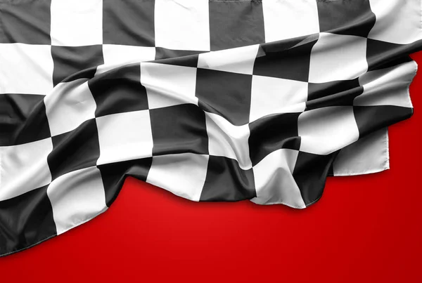 Checkered Czarno Biała Flaga Czerwonym Tle — Zdjęcie stockowe