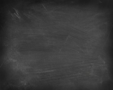 Tahta arka planda tebeşir temizlendi