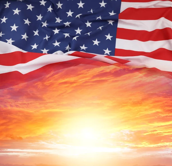 American Flag Sunny Sky — Stock Photo, Image