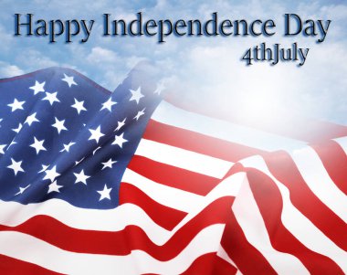 Gökyüzünde Amerikan bayrağı. 4 Temmuz Bağımsızlık Günü kutlu olsun.