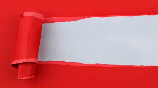 Trou Déchiré Dans Papier Rouge — Photo